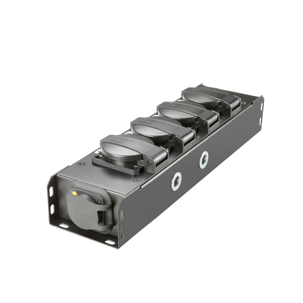 Adam Hall Cables PRO PORT 4 T Stromverteiler 4 x IP54 Schuko out & IP65 in/out