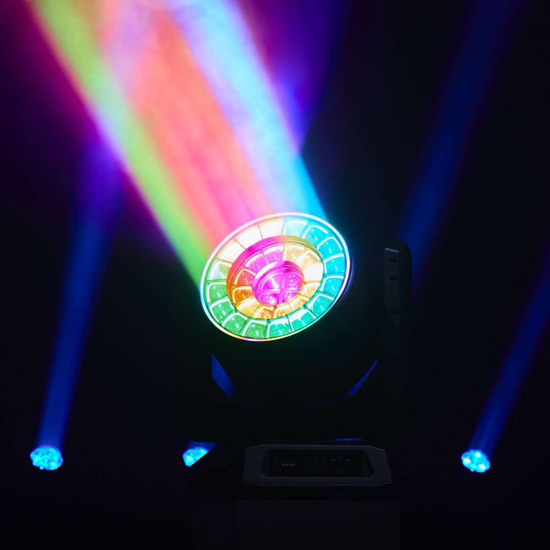 Cameo OTOS W12 IP65 Wash Moving Head