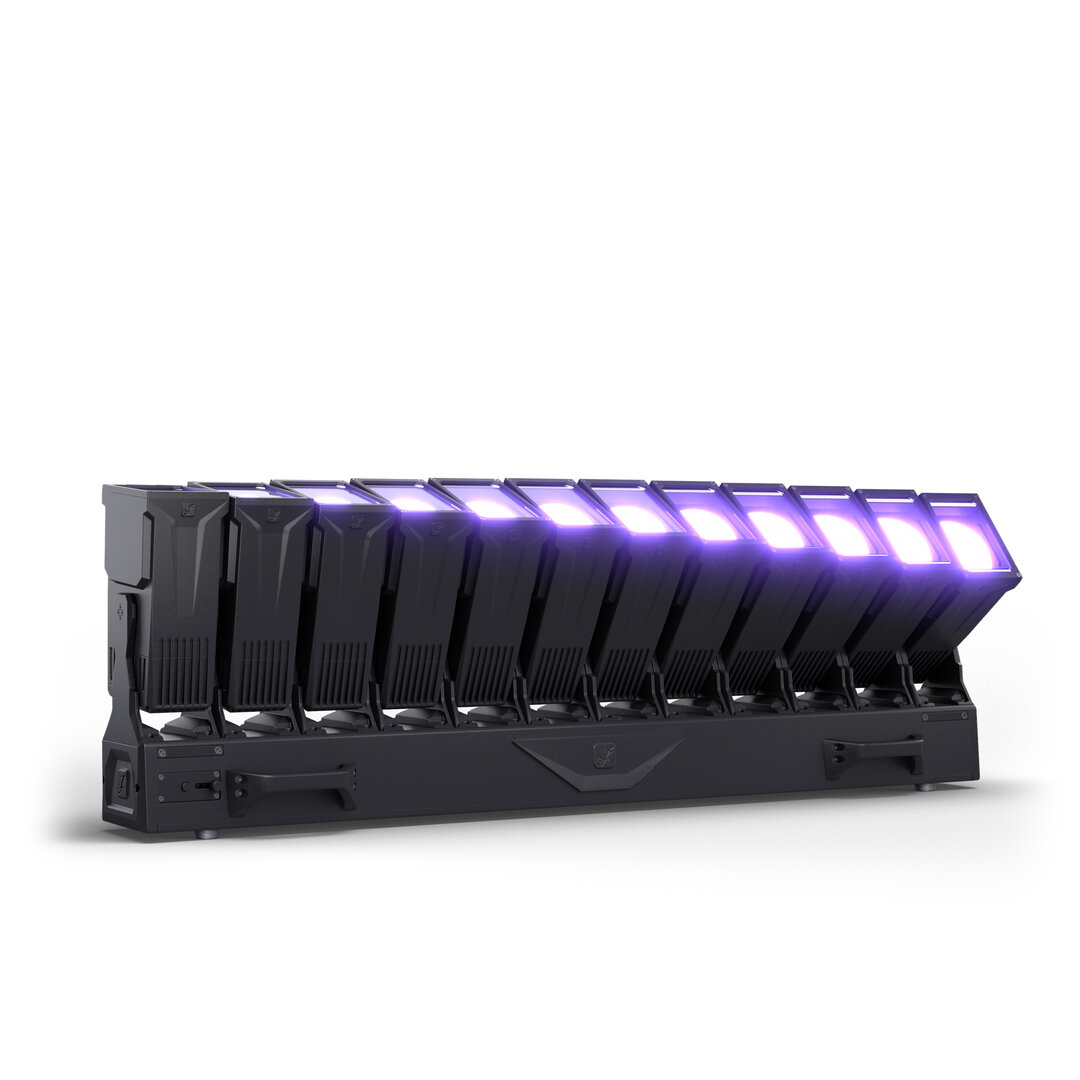 Cameo OTOS LC12 IP65 Moving Bar