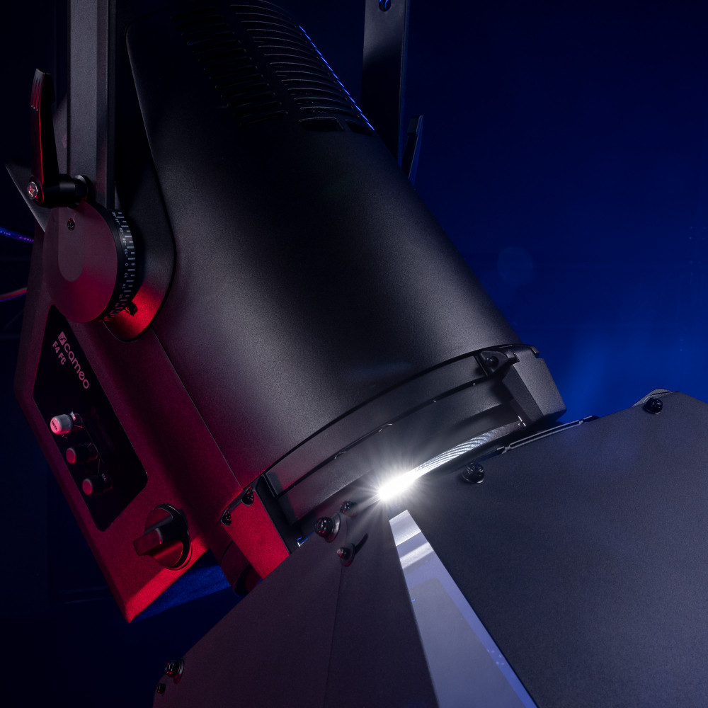 Cameo F4 D Professionelles Fresnel-Spotlight mit Daylight-LED