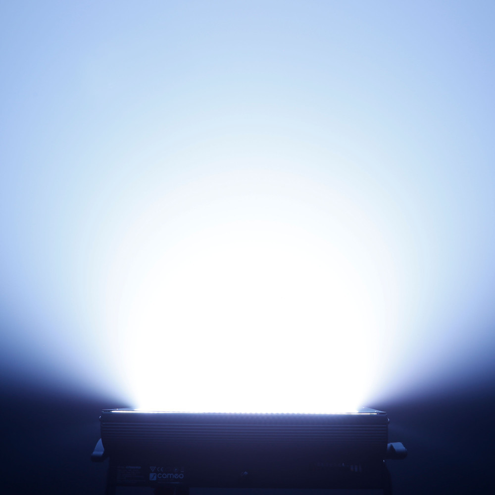 Cameo THUNDER WASH 600 RGBW 3 in 1 Strobe, Blinder und Wash Light