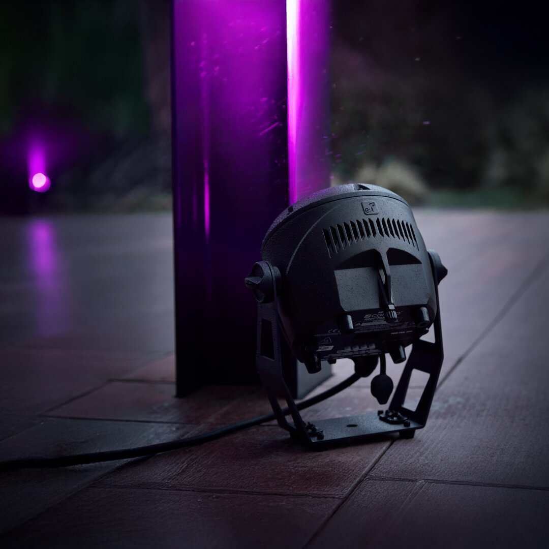 Cameo ROOT PAR IP LED Outdoor Spotlight