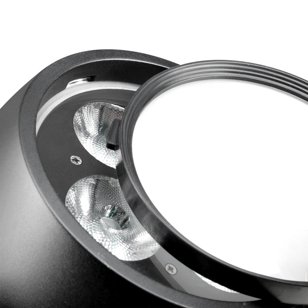 Cameo ZENIT B60 B LSD Akkubetriebener IP65 PAR-Scheinwerfer