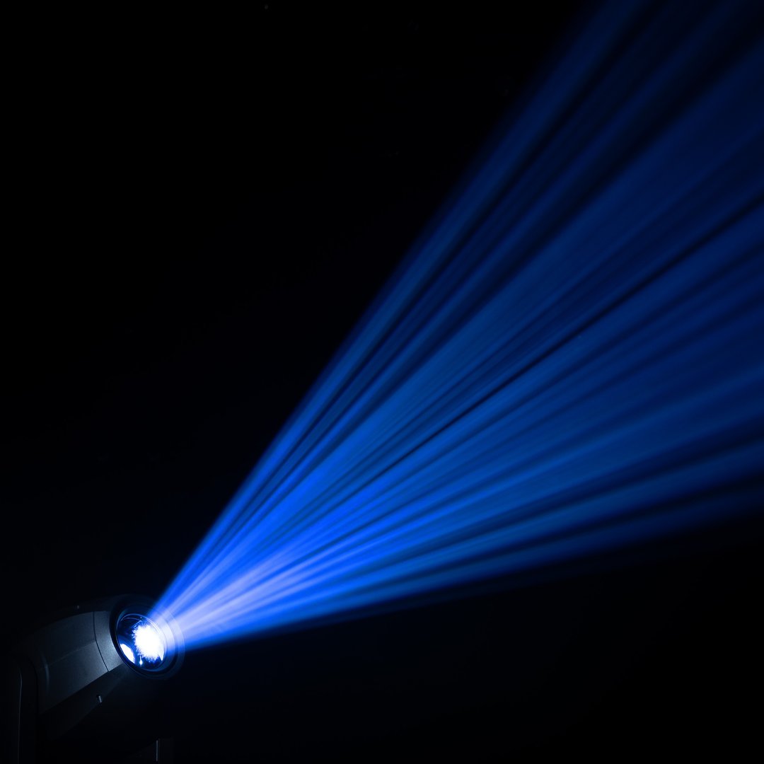 Cameo AUROSPOT Z300 LED Moving Head
