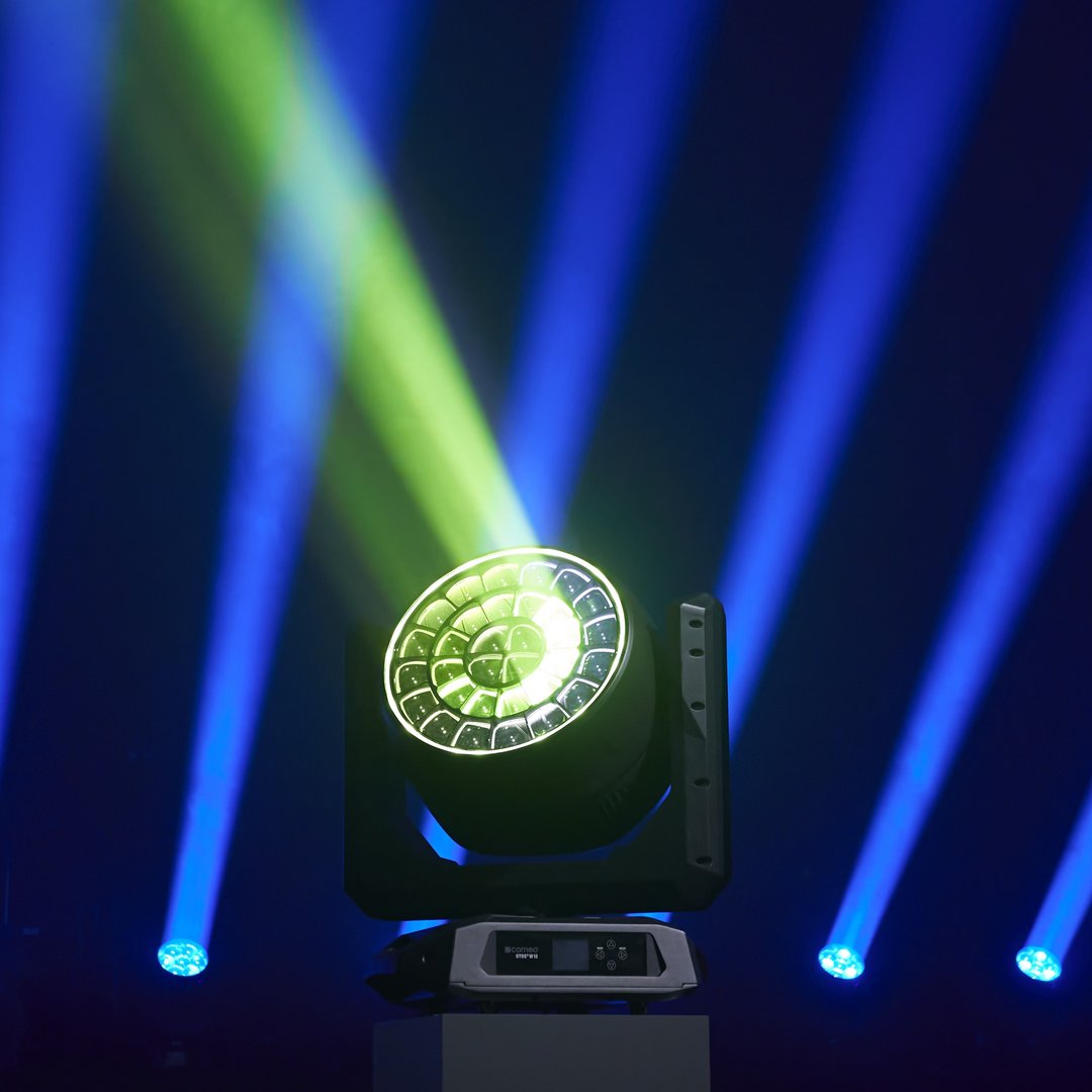 Cameo OTOS W12 IP65 Wash Moving Head