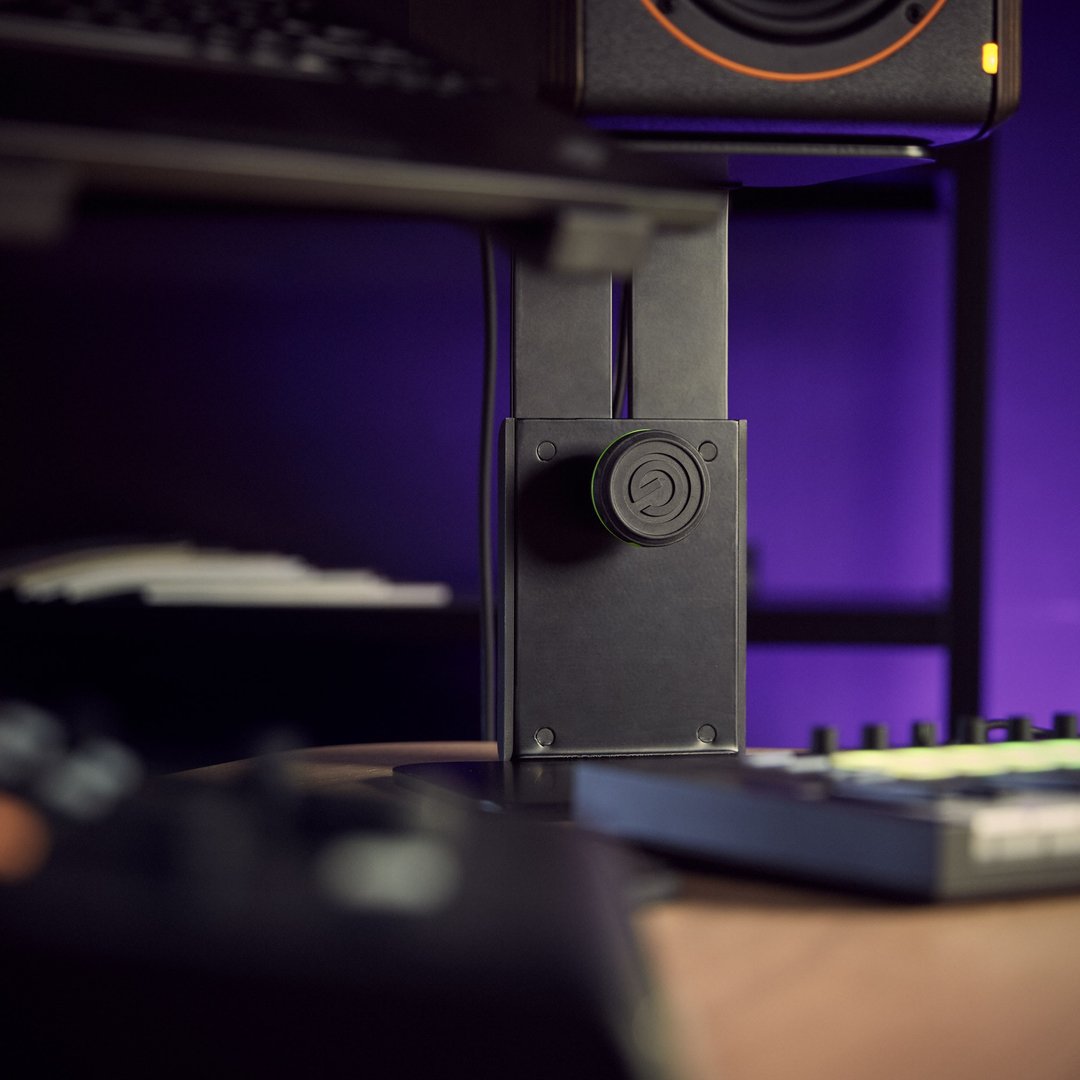 Gravity SP 3102 C B Kompakter Studiomonitor-Tischständer